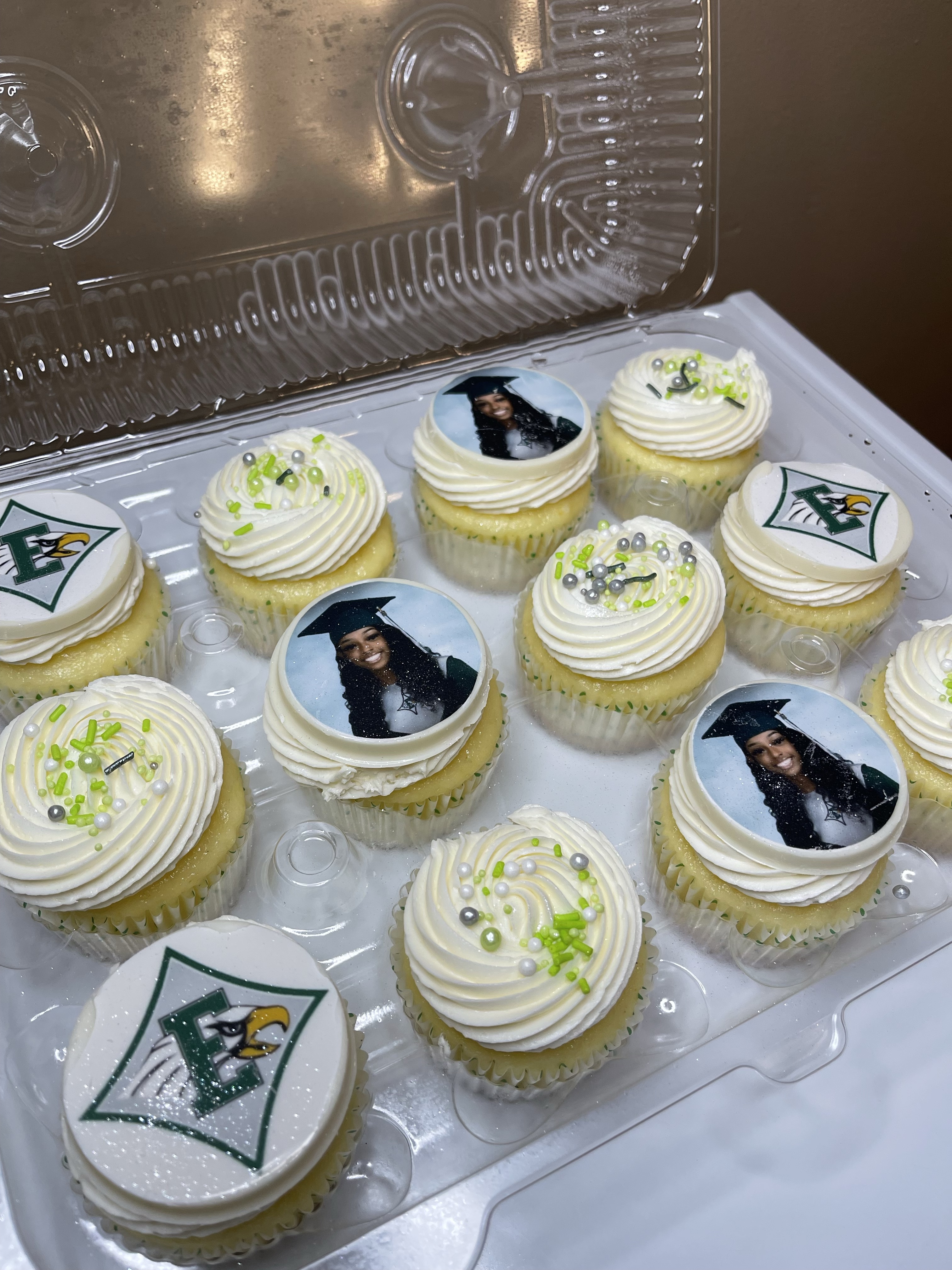 Custom Cupcakes (per Dozen)