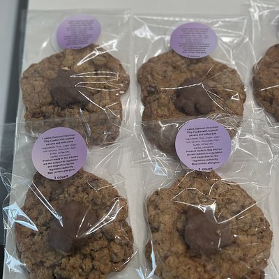 Gourmet Loaded Oatmeal Chocolate Chip Cookies