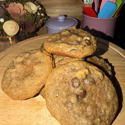 Banana Bread Chocolate Chip Cookies