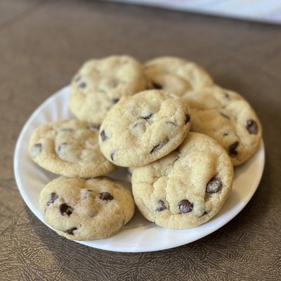 8 Pack Chocolate Chip Sourdough Cookies