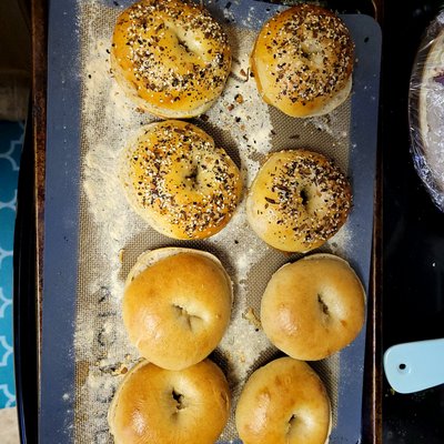 Jalapeno Cheddar Bagels 