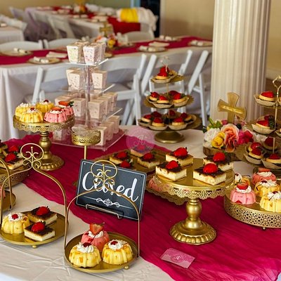 Dessert Display Package 