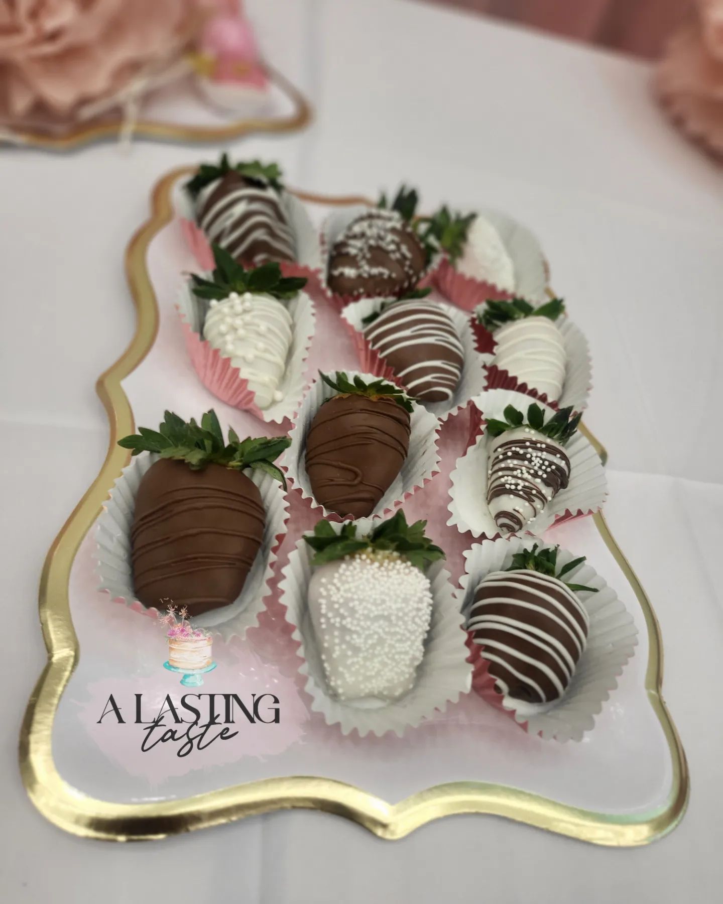 Customed Treats (Min 2 Dozen)