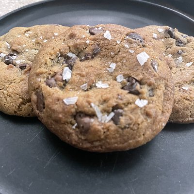 Brown Butter Chocolate Chip Sourdough Cookie