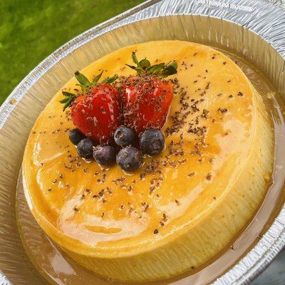 Flan De Queso Medium
