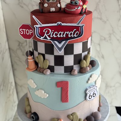 Tiered Cake (Minimum Of 30 Servings)