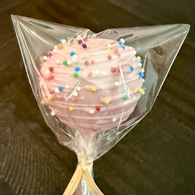 Strawberry Cake Pops