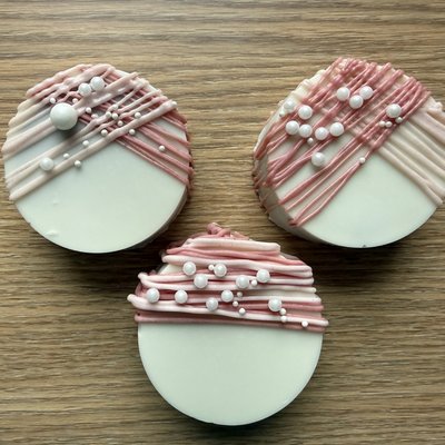 Cake Pucks!