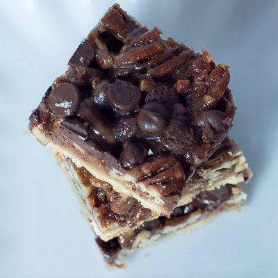 KY Bourbon Pecan Caramel Chocolate Bars Box of 6