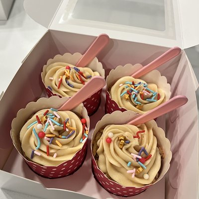 4-Pack Cookie Cupcake Box