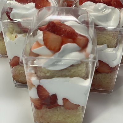 Strawberry Shortcake Dessert Cups