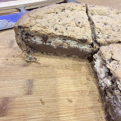 Nutella And White Hazelnut Cookie Pie 