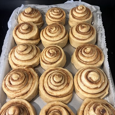 Cinnamon Rolls 