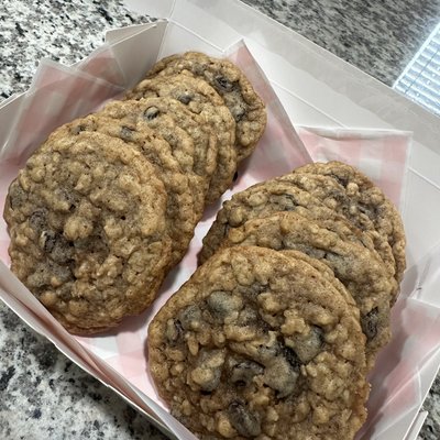 Oatmeal Raisin Cookies