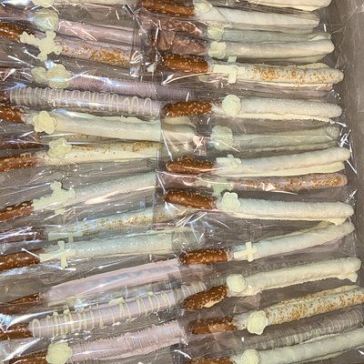Chocolate Covered Pretzels 