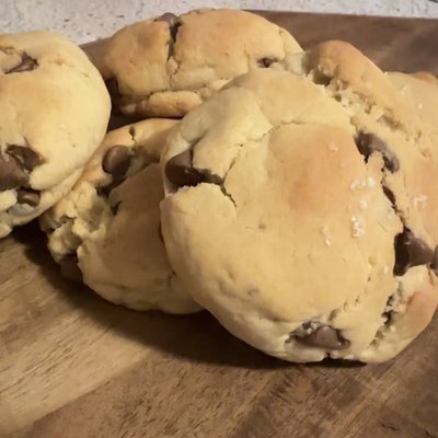 Salted Brown Butter Chocolate Chip Cookies - 6 Pack 
