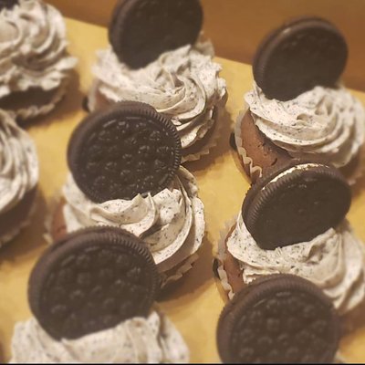Specialty Flavor Cupcakes *Gluten-Free