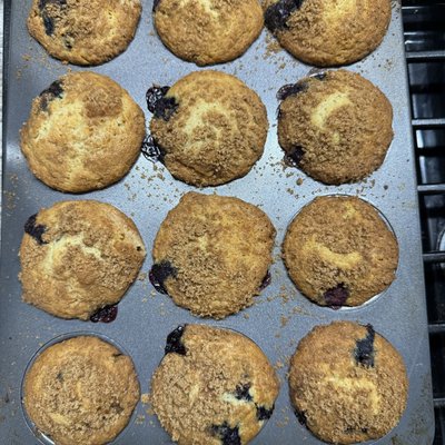 Blueberry Crumble Muffins