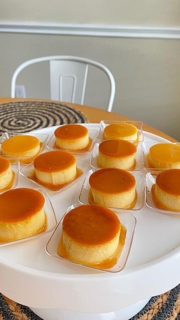 1 Dozen mini flan/pudim