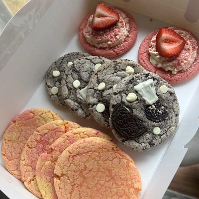 12 Count Cookie Variety Pack (2 Flavors)