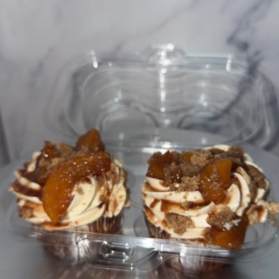 Peach Cobbler Cupcakes  6ct