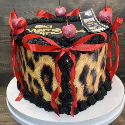8” Heart Cake - Photo Strips