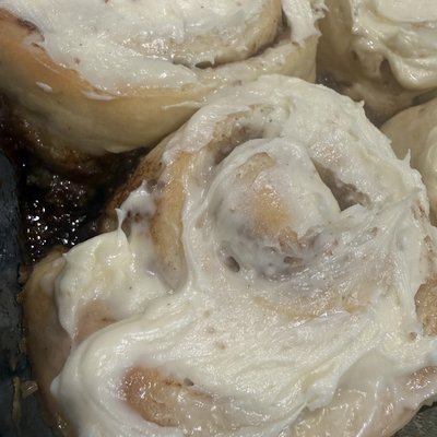 Cinnamon Roll With Butter Cream Icing