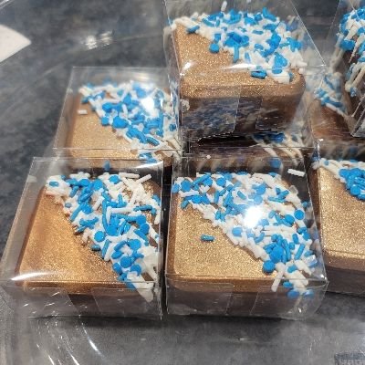 Cake or Brownie Bars, Decorated. 1 Dozen. Decorated. Individual Packaging. Fondant Deco Extra - Please inquire!