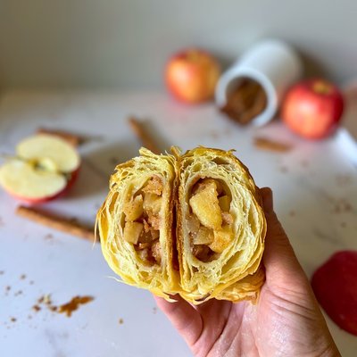 Sourdough Apple Pie Croissants 2ct