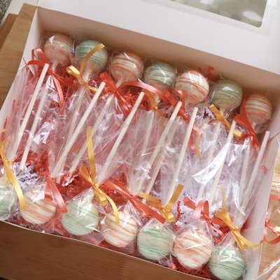 Pistachio Cake Pops 