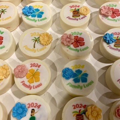 Cake Pucks -Customized. Price Per Dozen