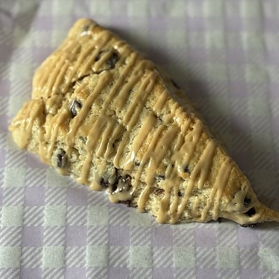 GF Espresso Dark Chocolate Chunk Scones(6)