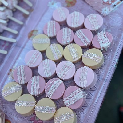 Dipped Oreos
