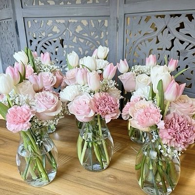Fresh Floral Centerpieces (simple)