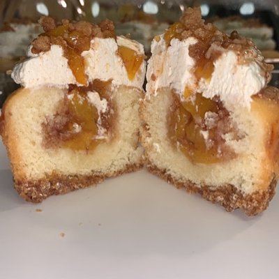 Peach Cobbler Cupcakes (12)