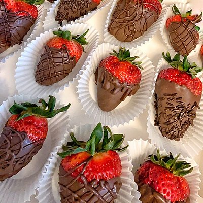 Chocolate Dipped Strawberries 