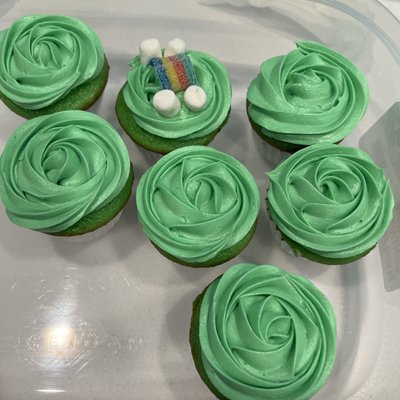 Cupcakes Simple One Color One Flavor 