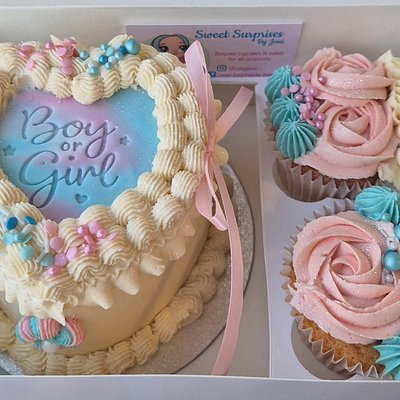Bento Box (2 Cupcakes)