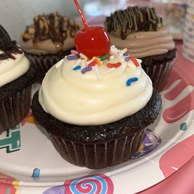 Birthday Sundae Cupcake 