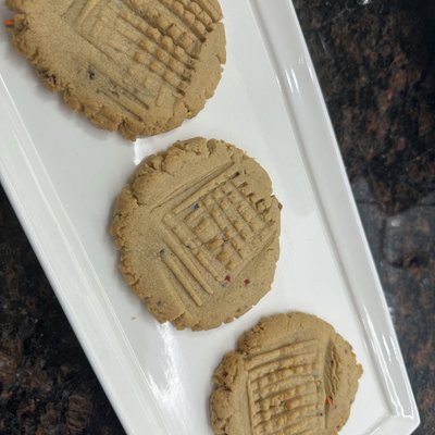 Peanut Butter Cookies - 1 Dozen