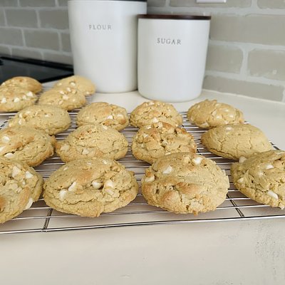 White Chocolate Macadamia Nut Cookies
