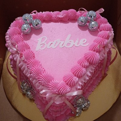 8in Heart Cake Basic