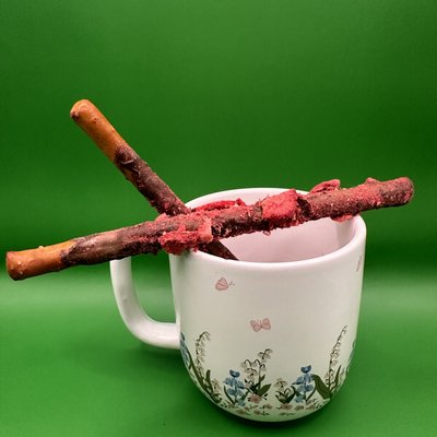 Chocolate Strawberry Pretzel Rods 
