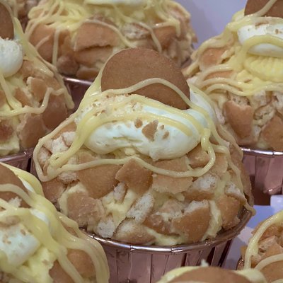 Banana Pudding Cupcakes - Dozen
