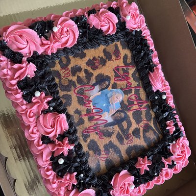 Half sheet cake