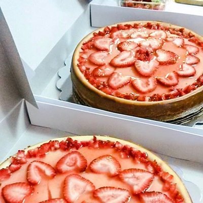 Full Size Strawberry 10”