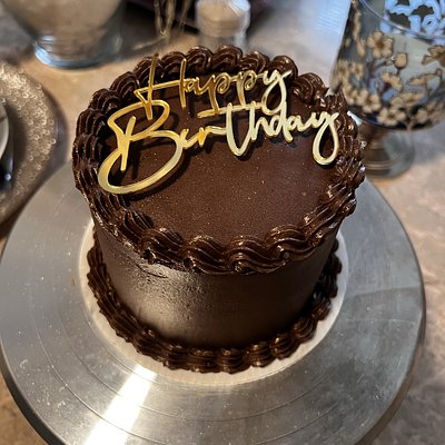 4” Round Custom Cake