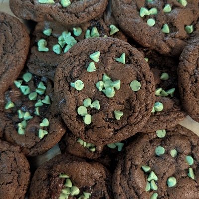 Mint Chocolate Chip Cookies 
