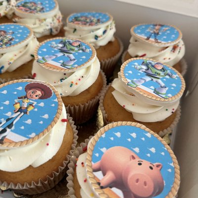 Standard Cupcakes 