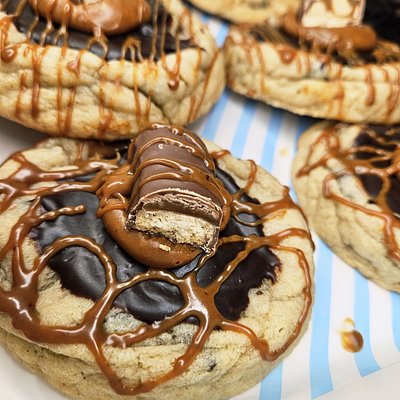 Twix Chocolate Chip Cookies (6-Pack)